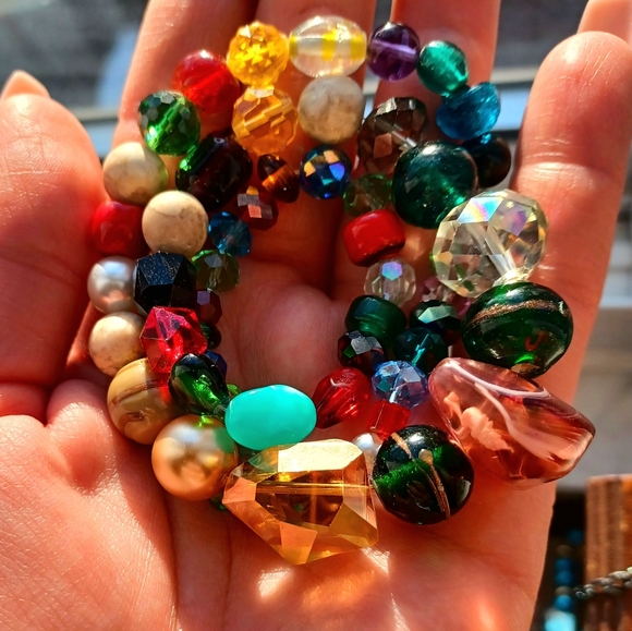 Beautiful necklace - Picture 4 of 6